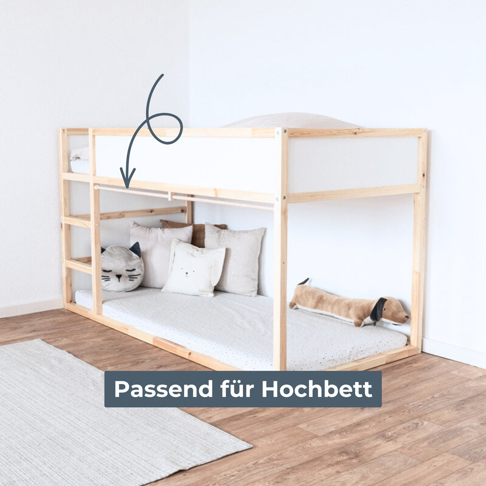 Kura Hochbett mit Vorhangstange.