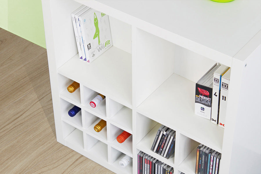 Ikea Kallax Regal mit Weinregal