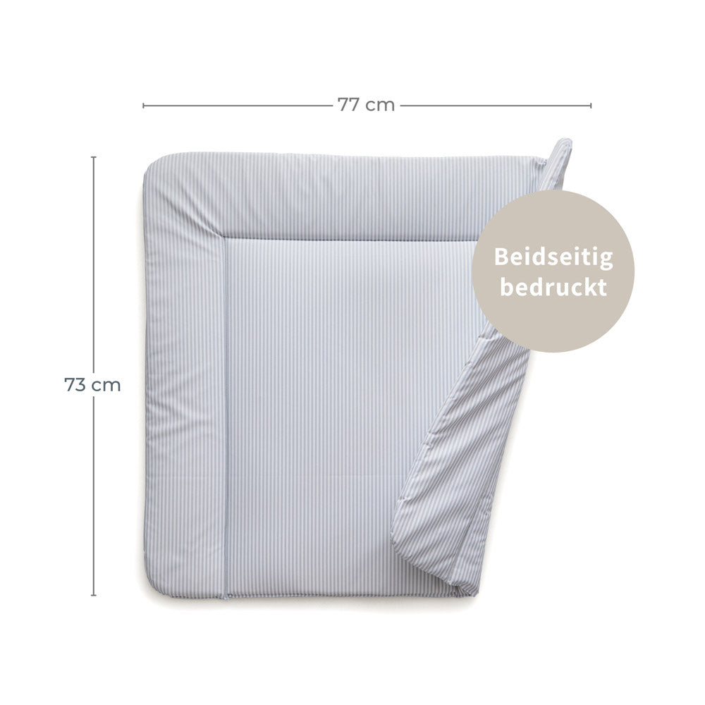 Beidseitig bedruckte Wickelauflage mit grauen Streifen und entsprechenden Maßangaben.