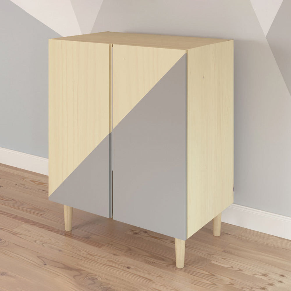 Ikea Ivar Schrank mit Möbelfüßen